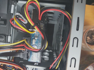 IDE drive installed into system with converter